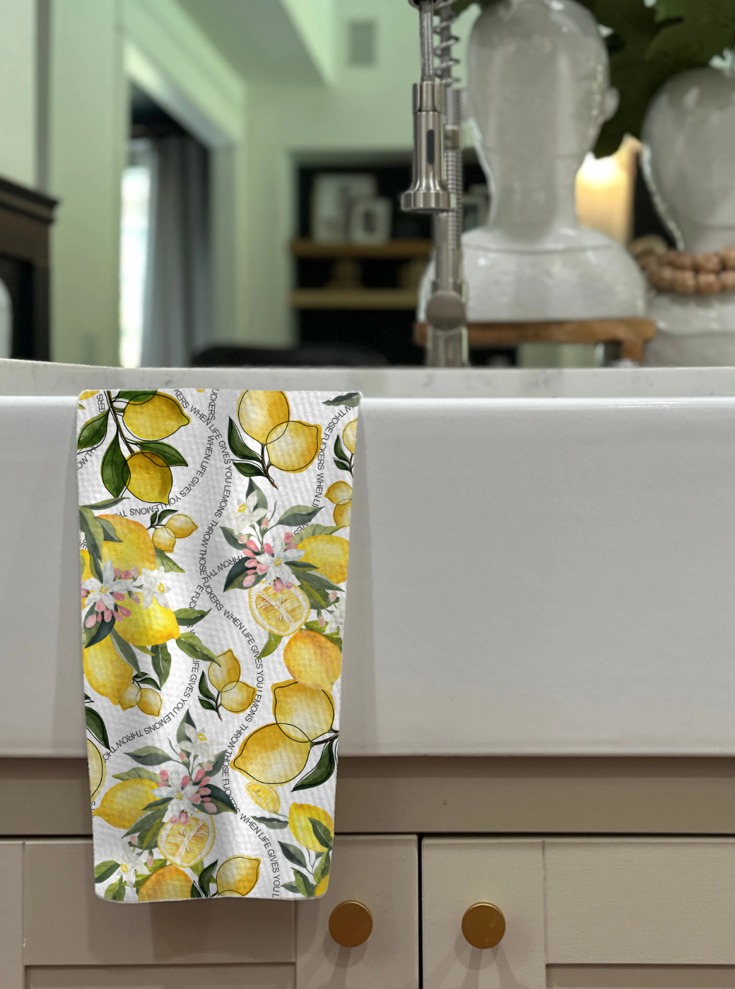 When Life Gives Lemons | Tea Towel Kitchen Essential