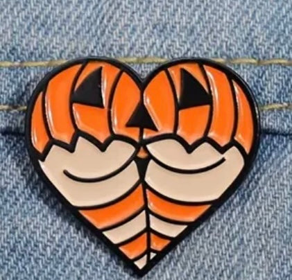 Pumpkin Butt Pin